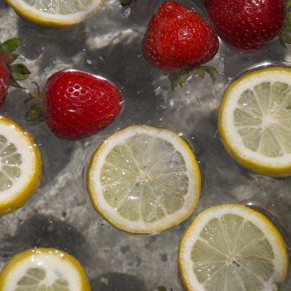 Meet your Posher, Cassandra - Picture 4 of 4